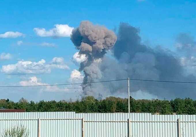 Во Владимирской области после серии взрывов вспыхнул пожар