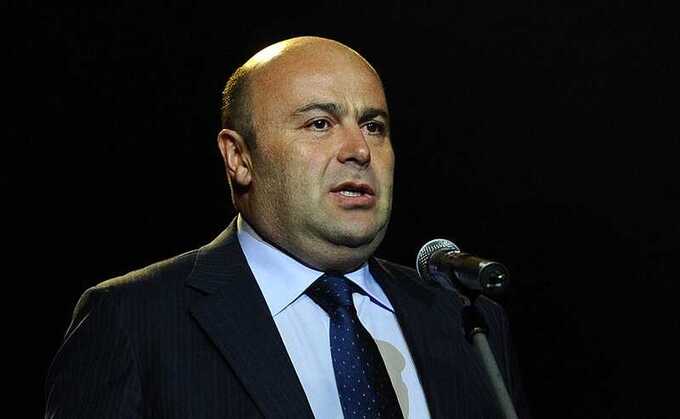 Бывший министр Подмосковья Михаил Хубутия признался в нападении на экс-девушку